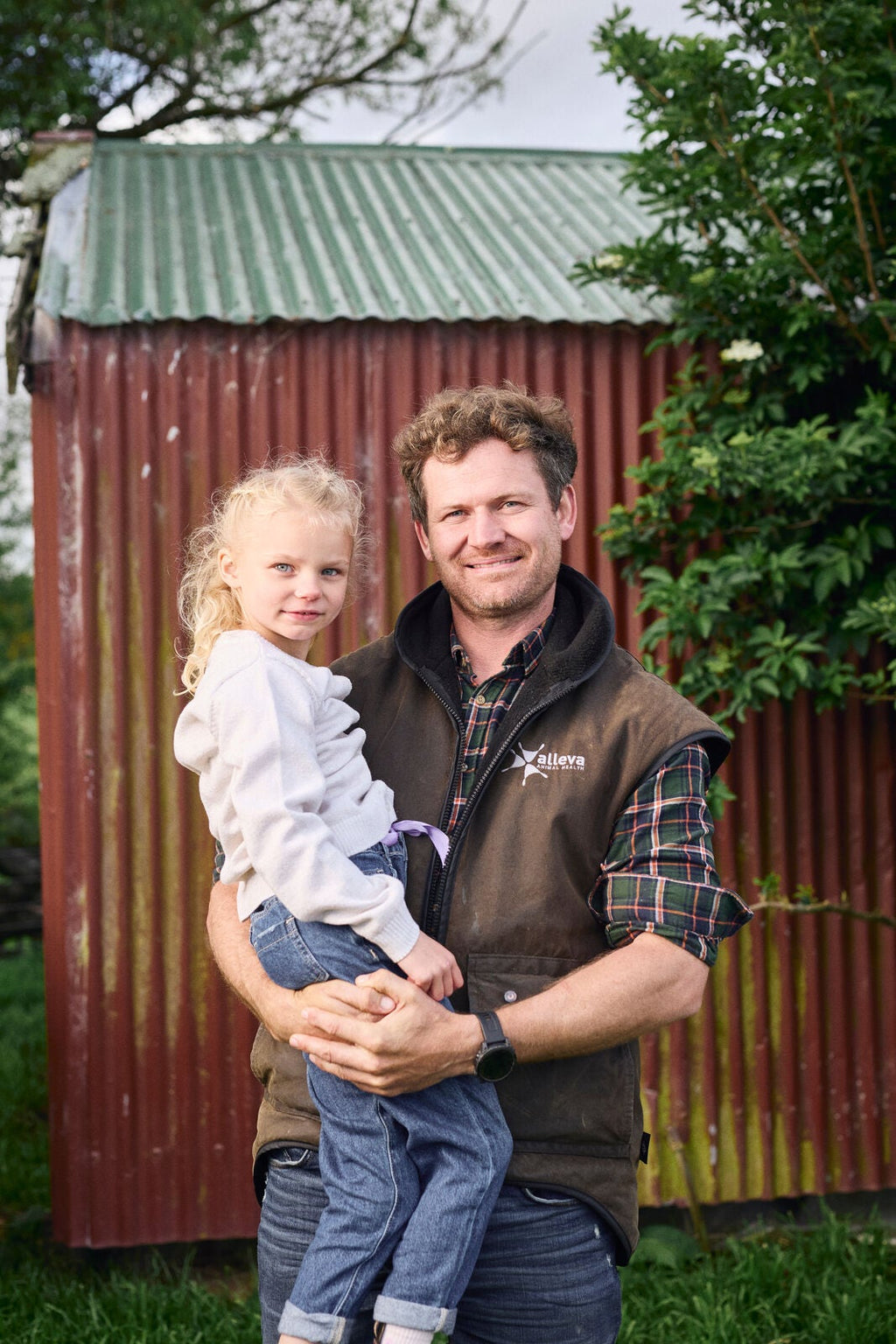 Charlie & Cam - Cattle Flat Station